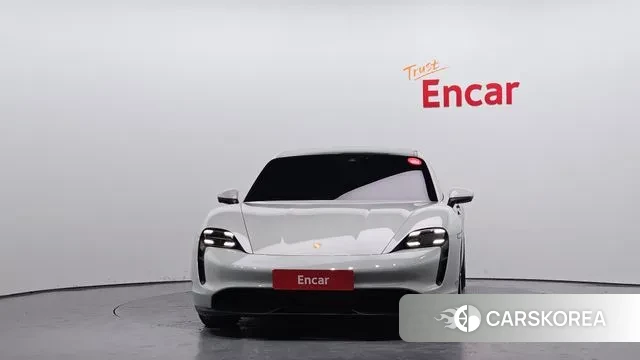 Porsche Taycan id 3488575 из Кореи 13