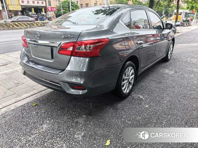Nissan Xuan Yi 2024 Серебристо-серый из Китая, фото 6