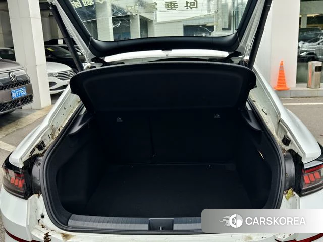 Volkswagen Lingdu 2024 Белый из Китая, фото 4