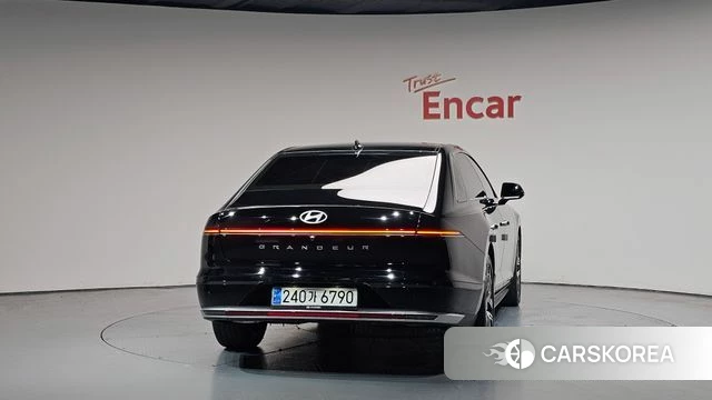 Hyundai Grandeur (GN7) id 4488439 из Кореи 23