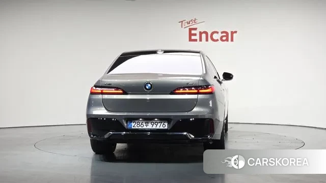 BMW 7 Series (G70) id 3419999 из Кореи 13