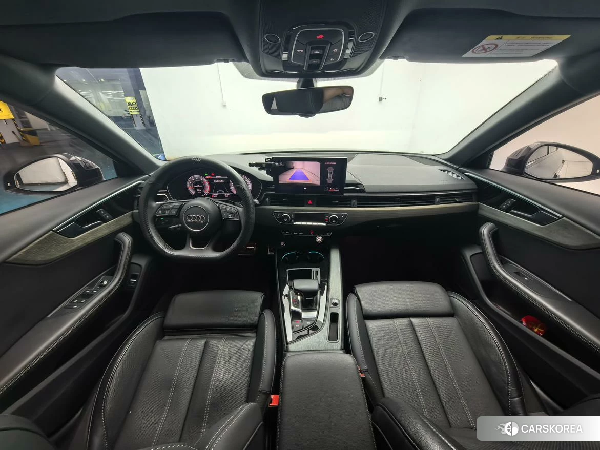 Audi A4L 2023 Темно-серый из Китая, фото 3