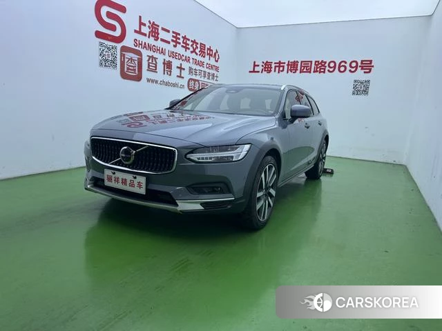 Volvo V90 2022 Темно-серый из Китая, фото 3