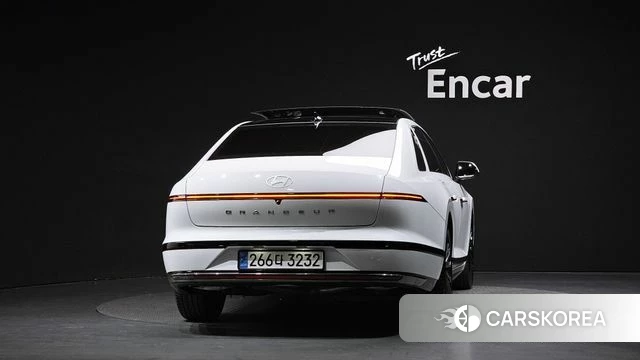 Hyundai Grandeur Hybrid (GN7) id 4870914 из Кореи 23