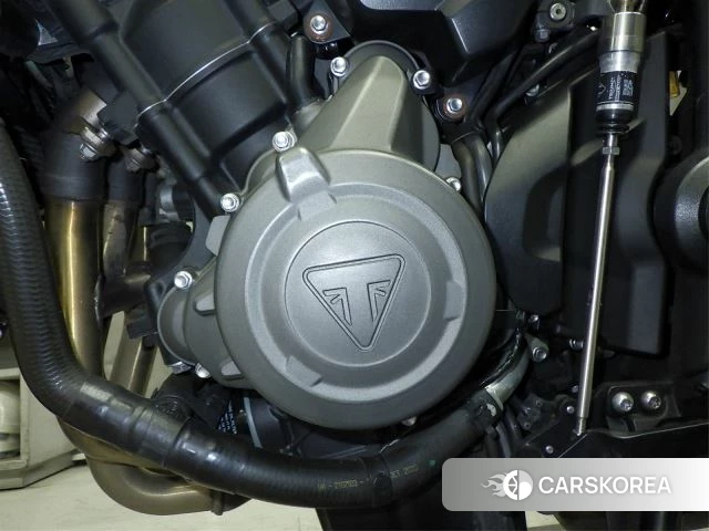 Engine photo