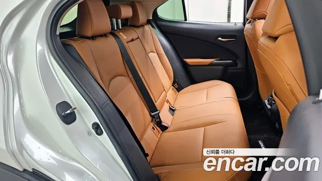 Lexus UX250h id 2701531 из Кореи 13