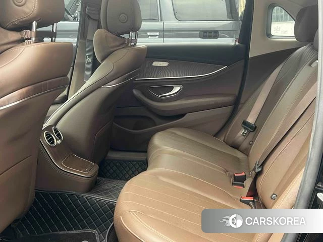 Mercedes-Benz E-class id 4277731 из Китая 7