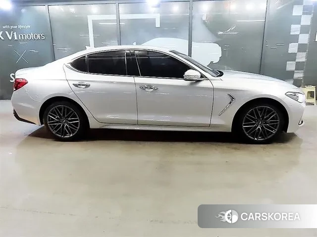 Genesis G70 id 3474913 из Кореи 11