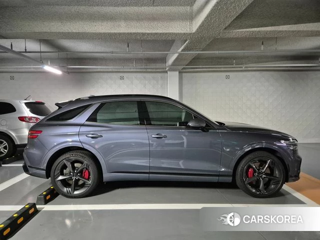 Genesis GV70 2024 Серый из Кореи, фото 3