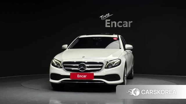 Mercedes-Benz E-Class W213 id 4246212 из Кореи 23