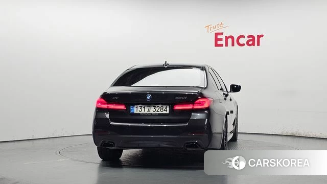 BMW 5 Series (G30) id 4463781 из Кореи 23