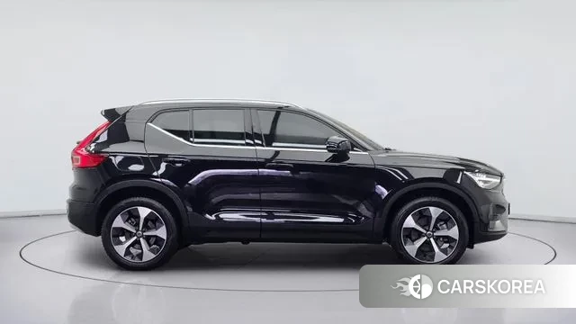 Volvo XC40 id 3776073 из Кореи 13