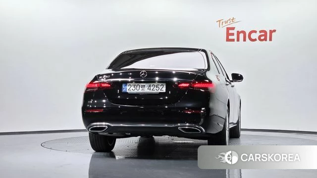 Mercedes-Benz E-Class W213 id 4608461 из Кореи 23