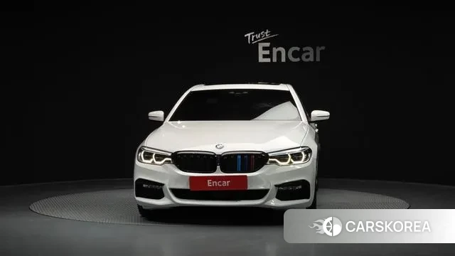 BMW 5 Series (G30) id 3014085 из Кореи 13