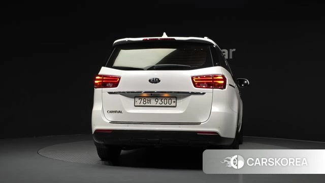 Kia The New Carnival id 4865568 из Кореи 23