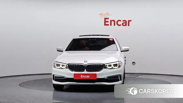 BMW 5 Series (G30) id 3692419 из Кореи 13