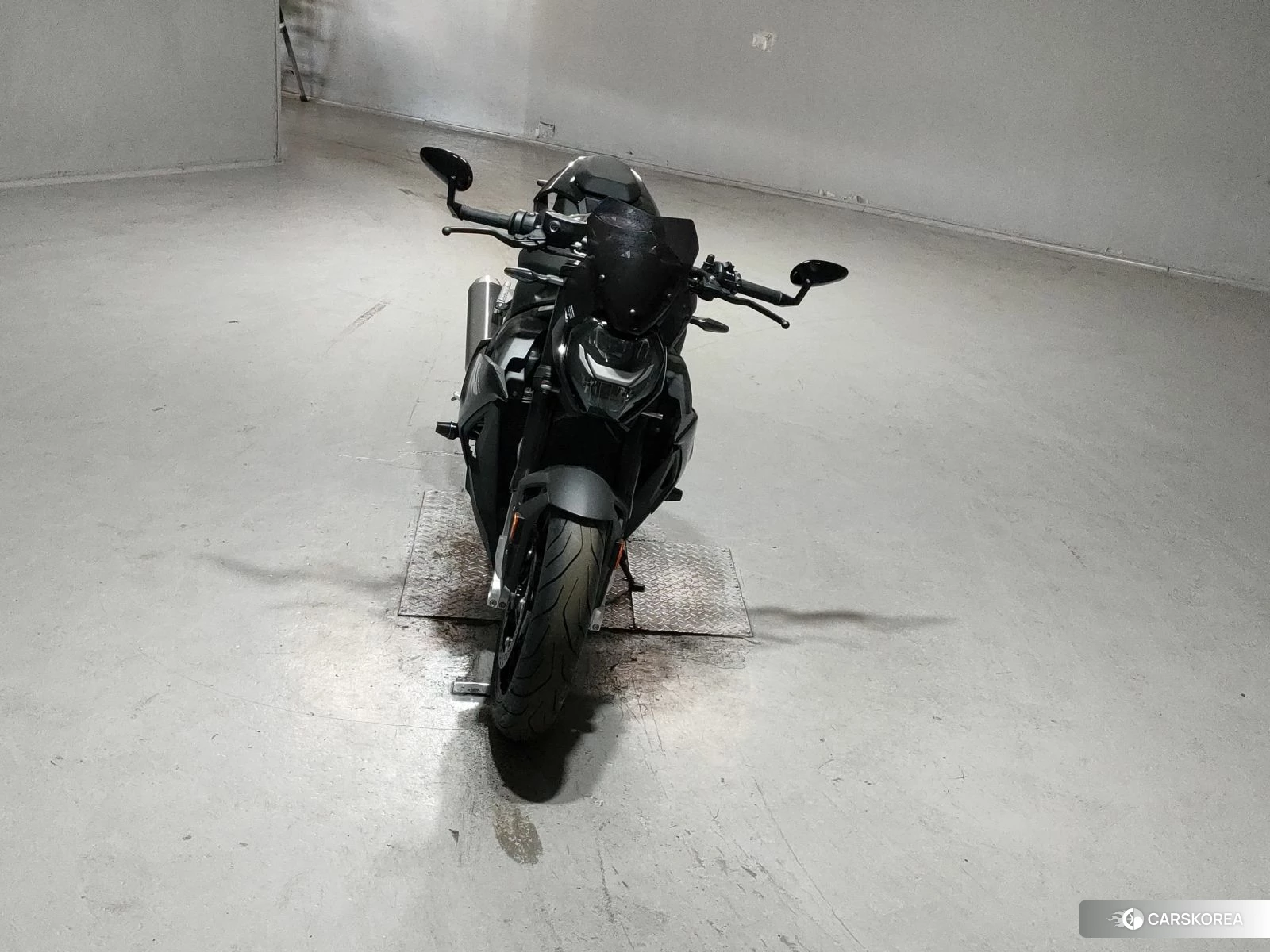 BMW S1000R 2024 из Японии, фото 3