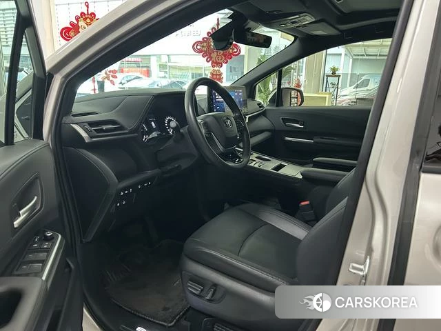 Toyota Saina id 4276594 из Китая 13