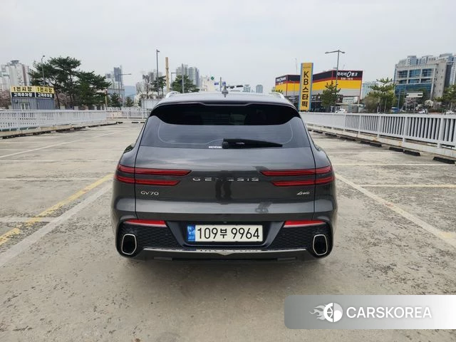 Genesis GV70 id 3858695 из Кореи 13