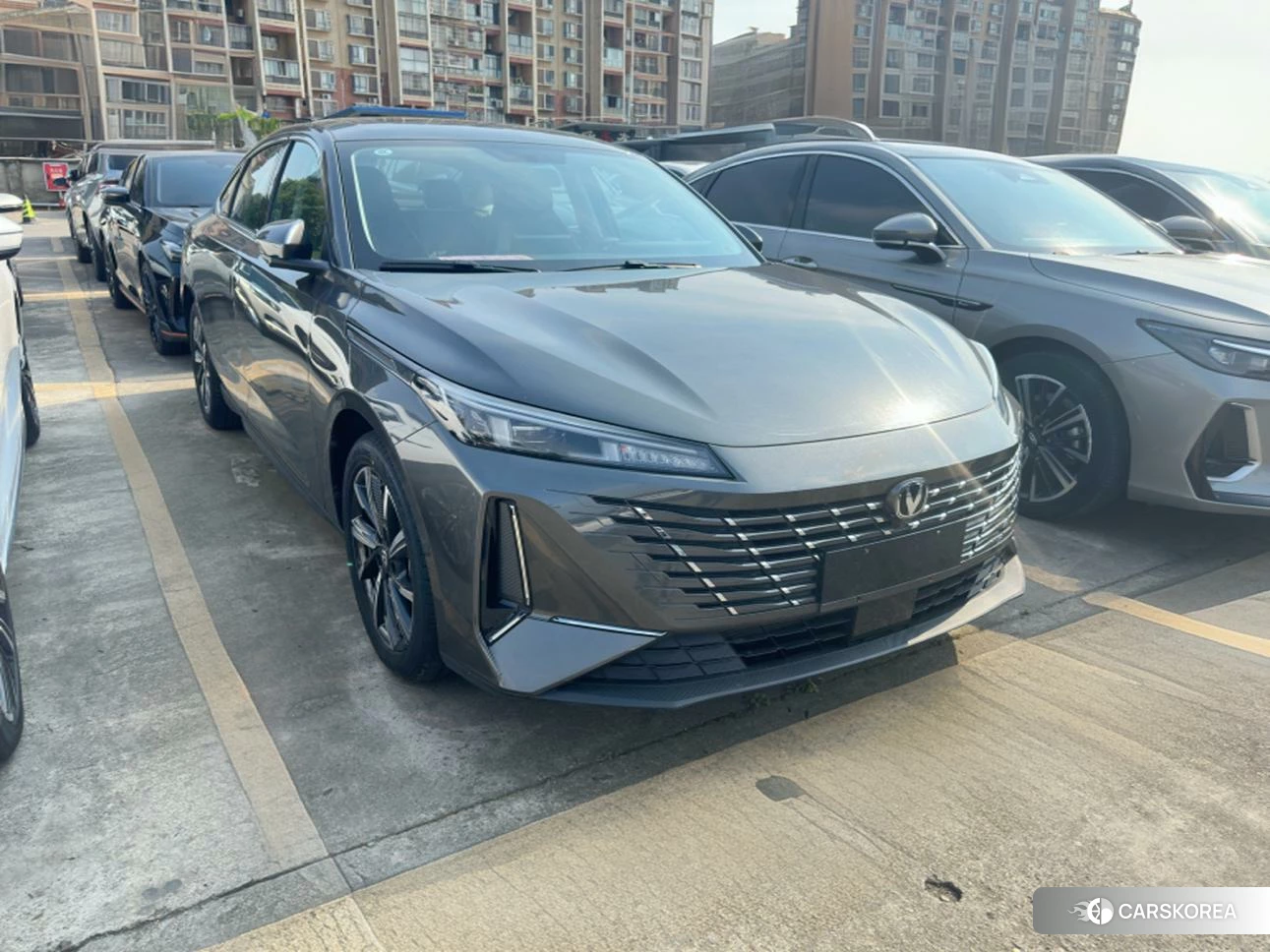 Chang'an Yidong 2024 Темно-серый из Китая, фото 5