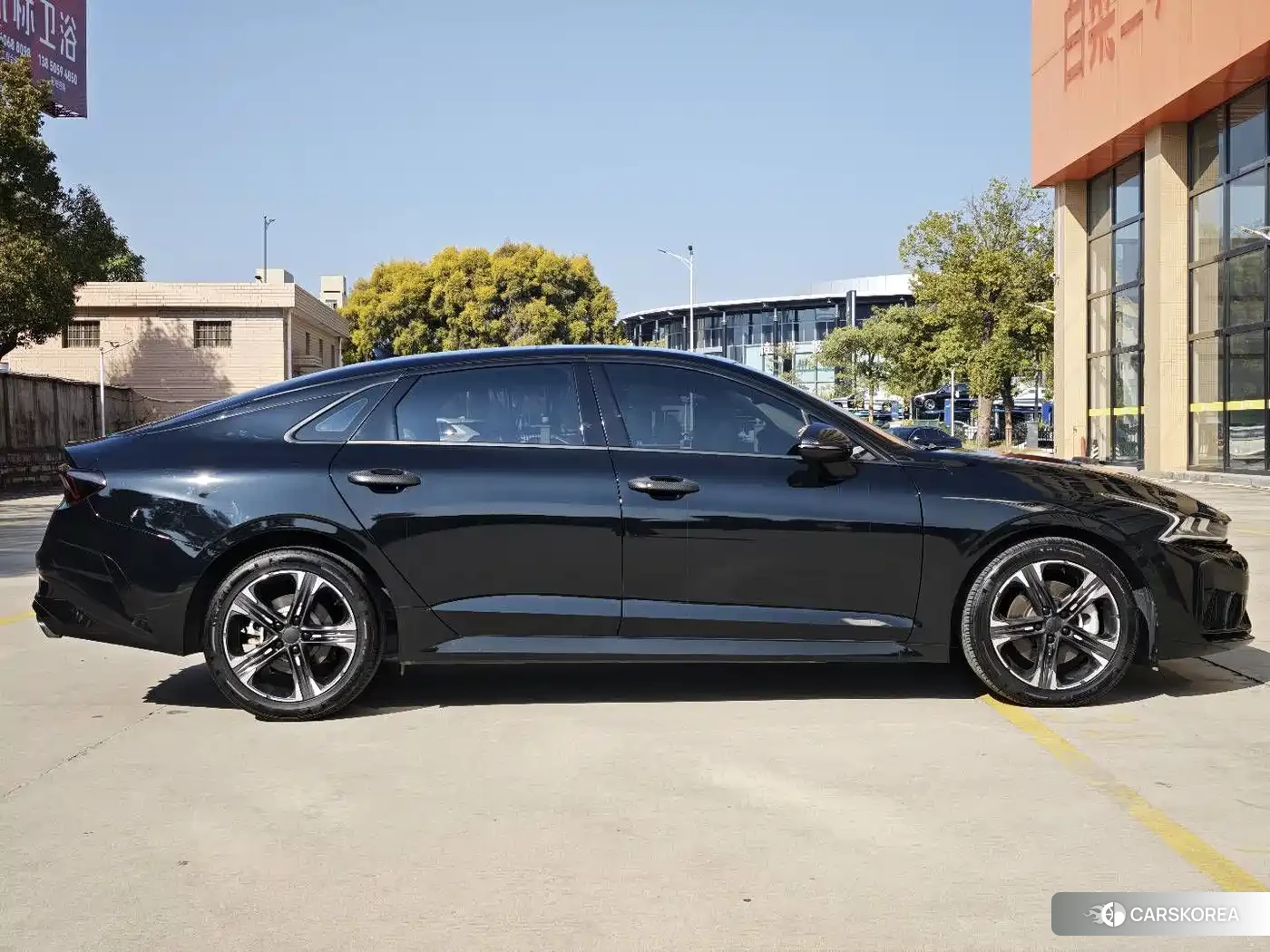 Kia K5 2022 Черный из Китая, фото 3