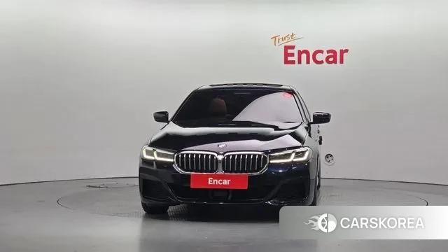 BMW 5 Series (G30) id 3426673 из Кореи 13