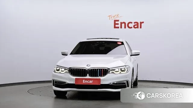 BMW 5 Series (G30) id 3008605 из Кореи 13