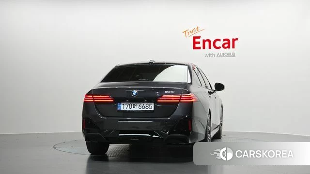 BMW 5 Series (G60) id 4706303 из Кореи 23