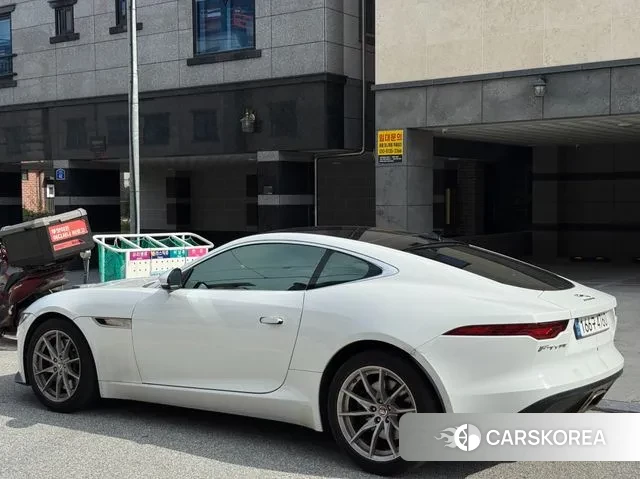 Jaguar F-TYPE 2021 Белый из Кореи, фото 5