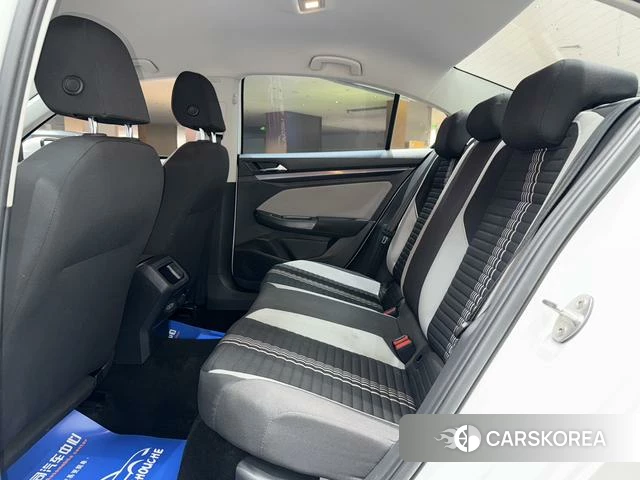 Volkswagen Bora id 4301712 из Китая 23