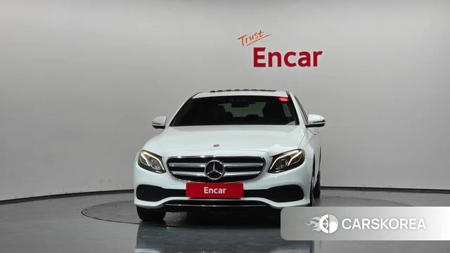 Mercedes-Benz E-Class W213 id 4477651 из Кореи 23