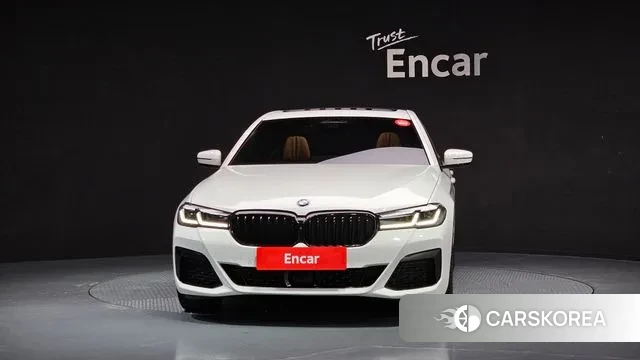 BMW 5 Series (G30) id 3690092 из Кореи 13