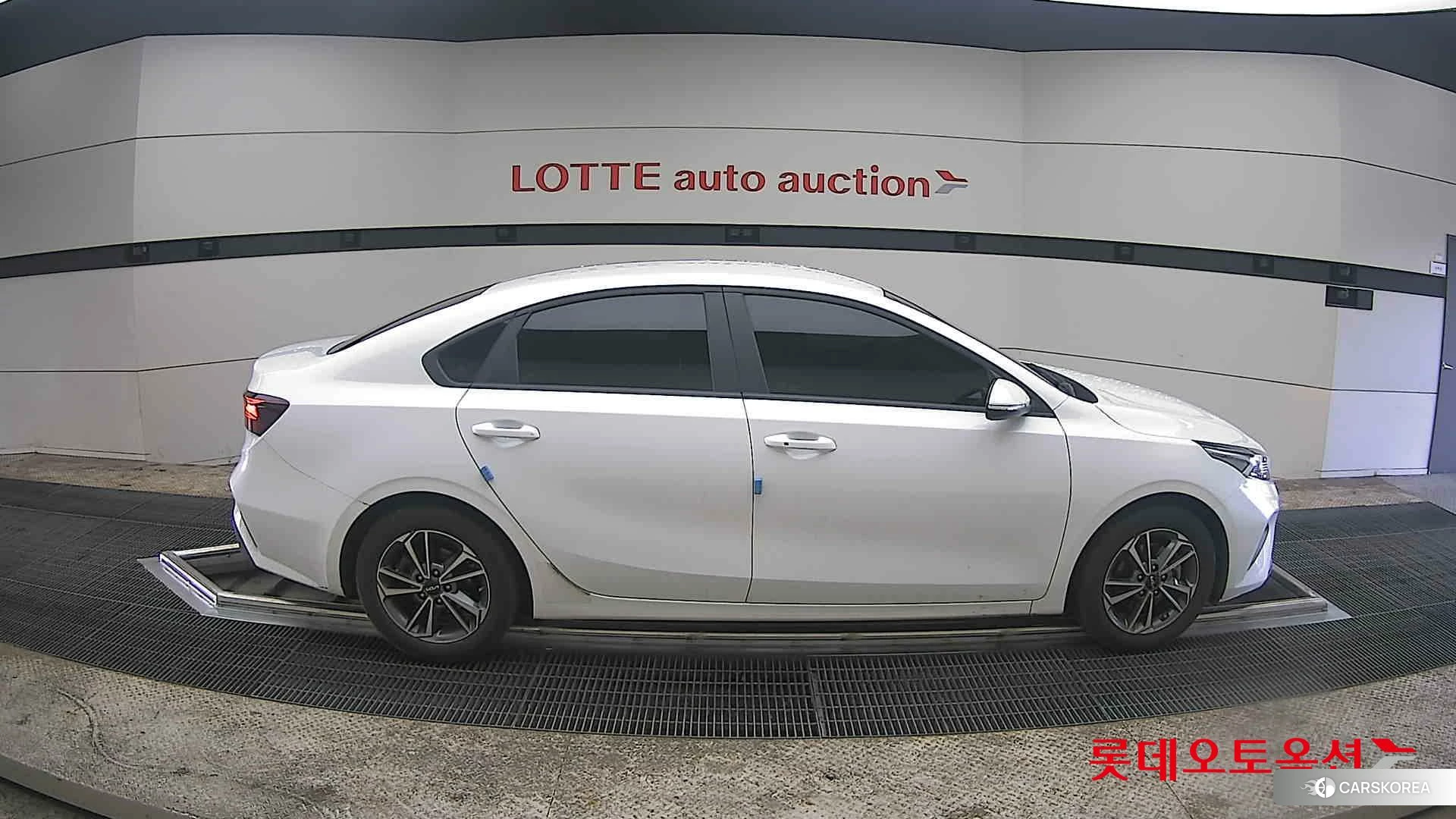 Kia K3 id 3869425 из Кореи 23