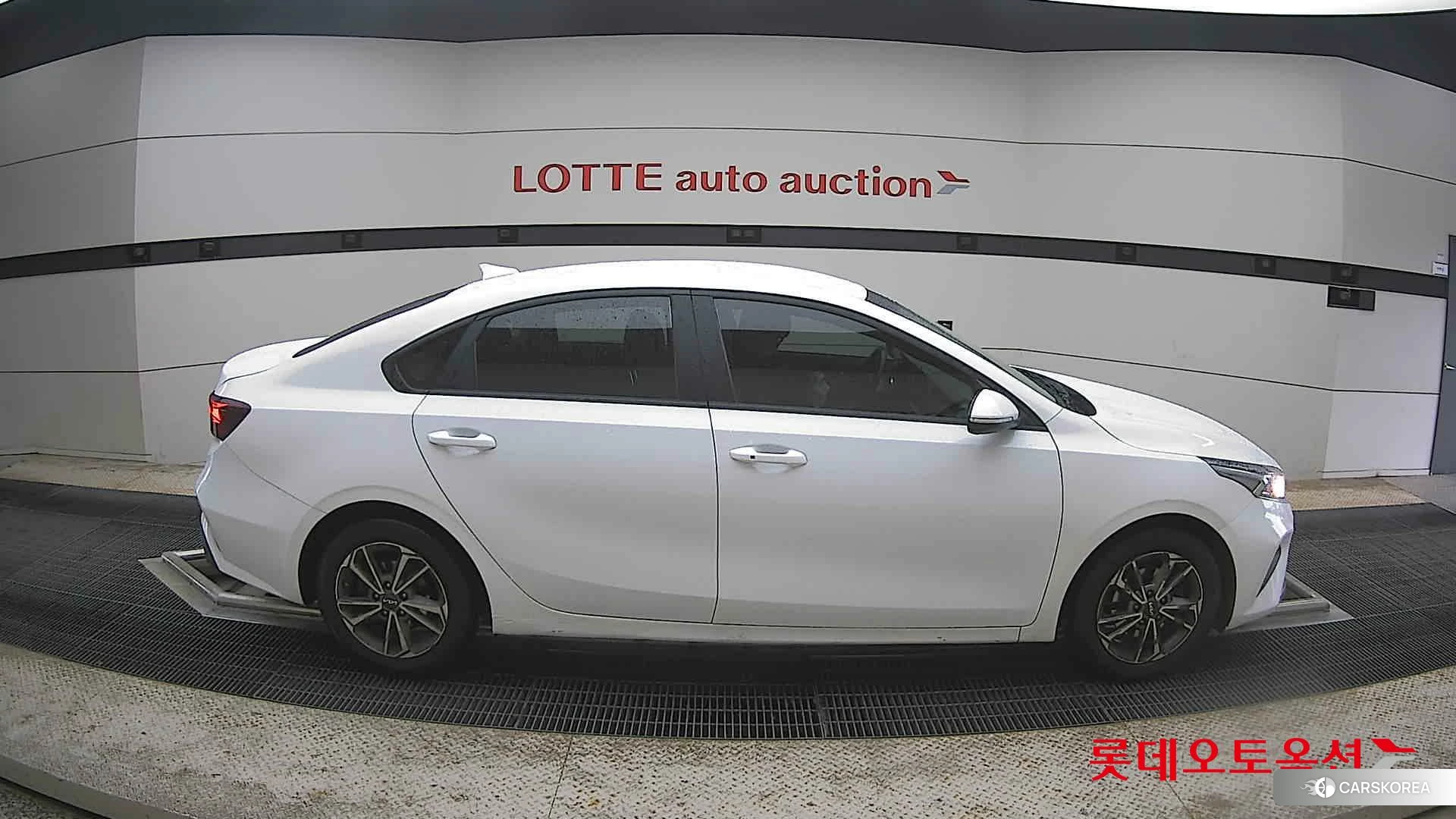 Kia K3 id 4352392 из Кореи 23