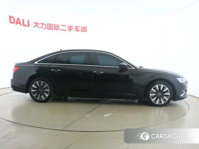 Audi A6L id 4263499 из Китая 9