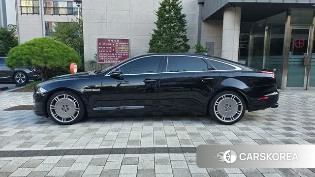 Jaguar All New XJ id 3150360 из Кореи 13