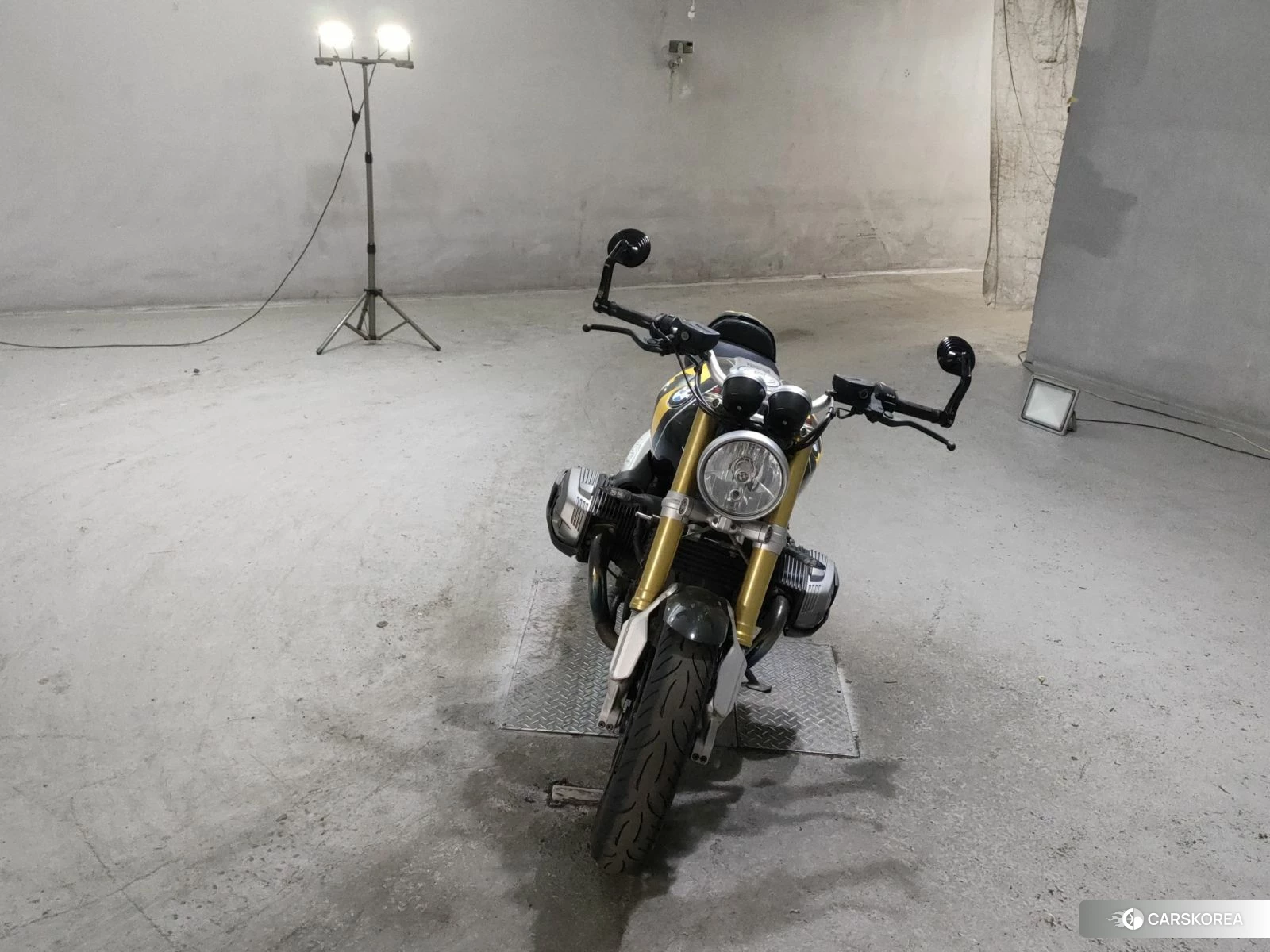 BMW R NINE T 2019 из Японии, фото 4