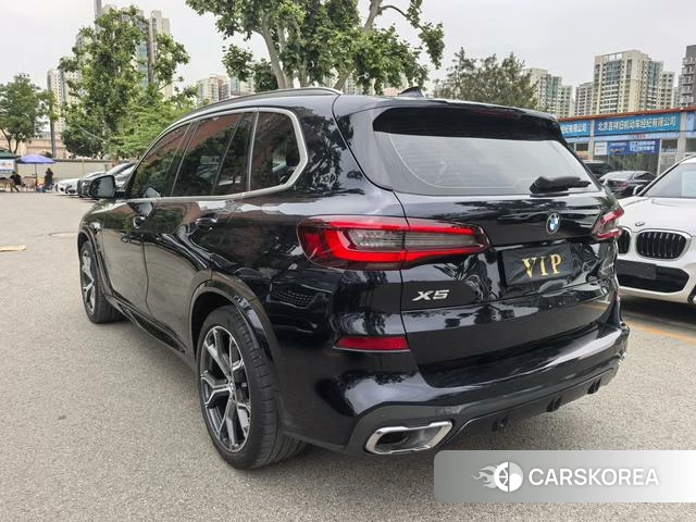 BMW X5 (imported) 2021 Черный из Китая, фото 3