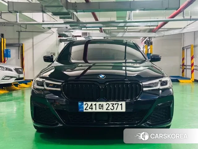 BMW 5 Series (G30) 2021 Черный из Кореи, фото 4