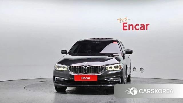 BMW 5 Series (G30) id 3867265 из Кореи 13