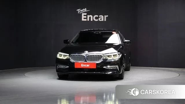 BMW 5 Series (G30) id 3429235 из Кореи 13