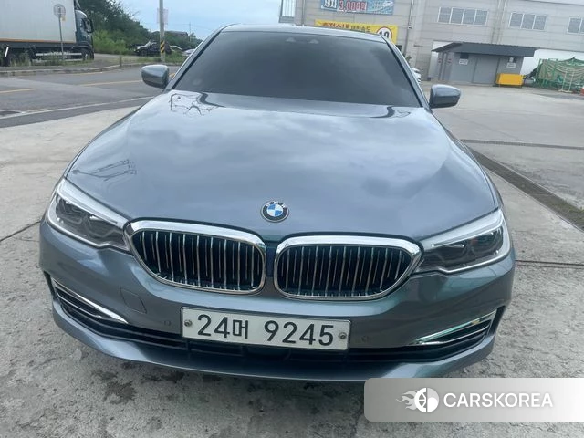 BMW 5 Series (G30) 2019 Серый из Кореи, фото 3