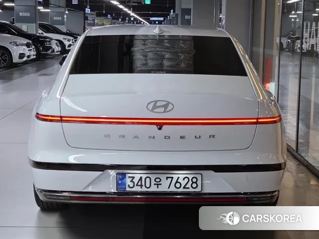 Hyundai Grandeur Hybrid (GN7) id 3431425 из Кореи 13