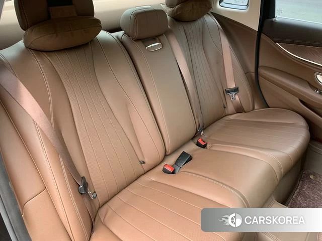 Mercedes-Benz E-class PHEV id 4261074 из Китая 23