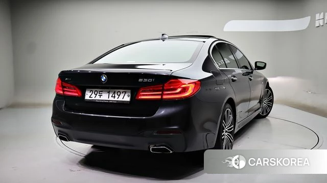 BMW 5 Series (G30) id 4765444 из Кореи 13