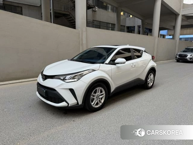 Toyota C-HR 2023 Белый из Китая, фото 3