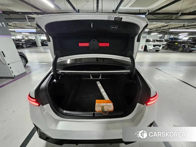 BMW 5 Series (G60) id 4897656 из Кореи 8