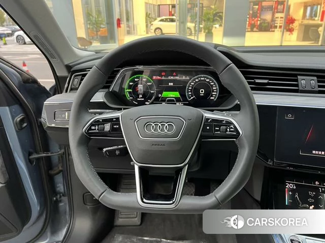 Audi e-tron id 4259095 из Китая 12