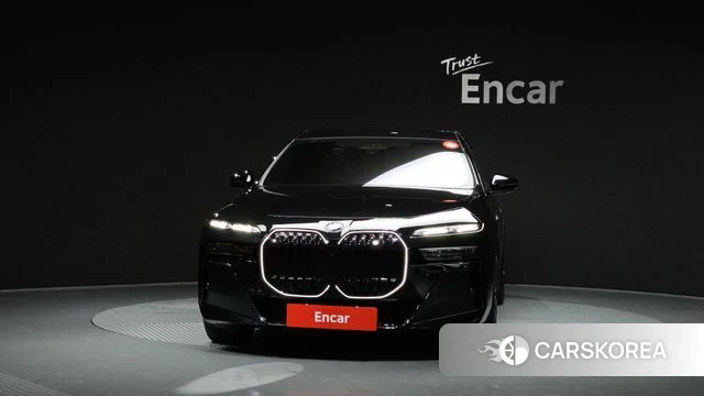 BMW 7 Series (G70) id 3858143 из Кореи 13