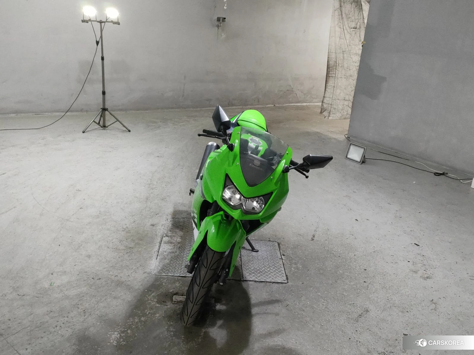 Kawasaki NINJA 250R 2011 из Японии, фото 4